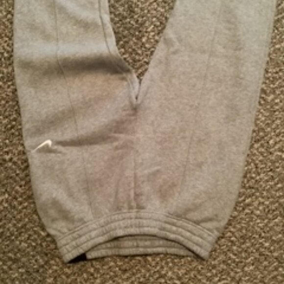 NIKE SWEATPANTS - Picture 2 of 4